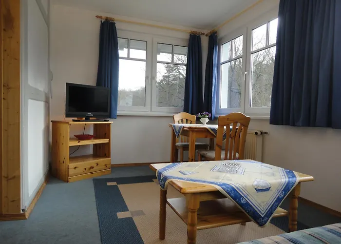 Haus Roseneck 60 M Zum Apartment *